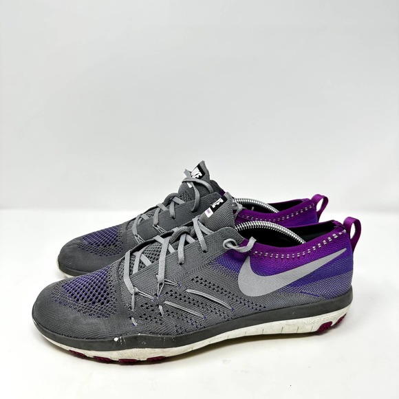Nike Shoes - Nike Focus Flyknit